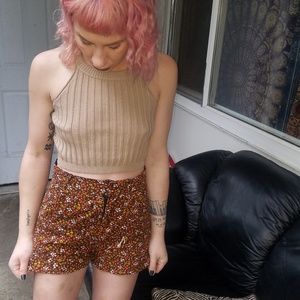 Floral highwasited corduroy shorts